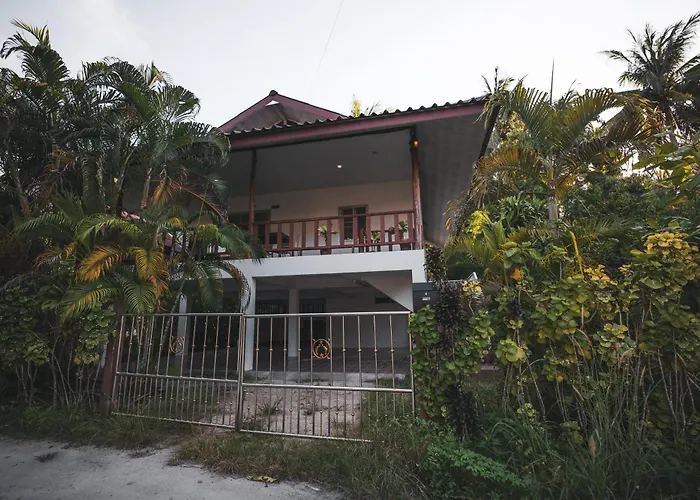 Ela\'S Home